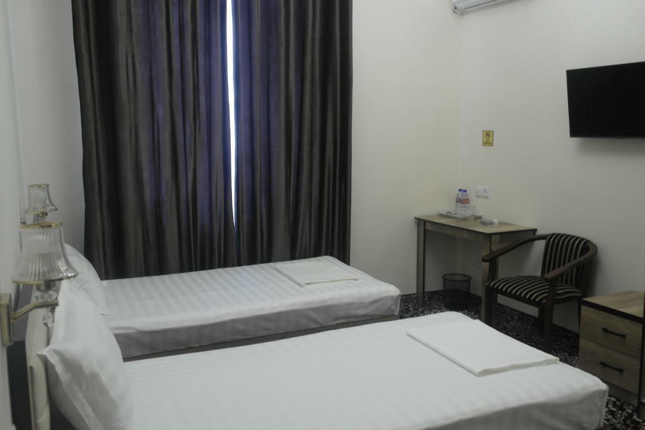 Orient Star Hotel Tasken Kültér fotó